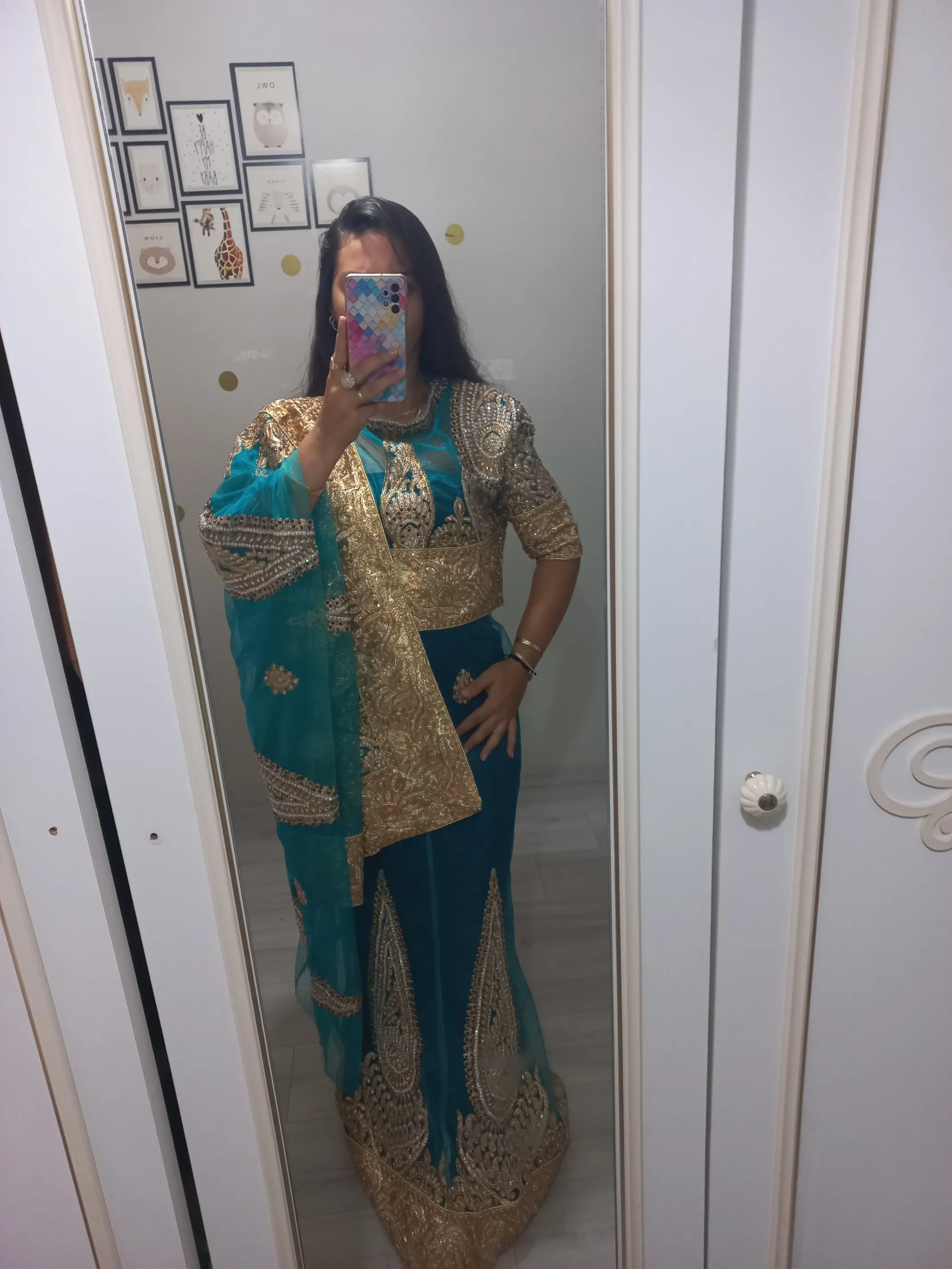 Hint kıyafeti