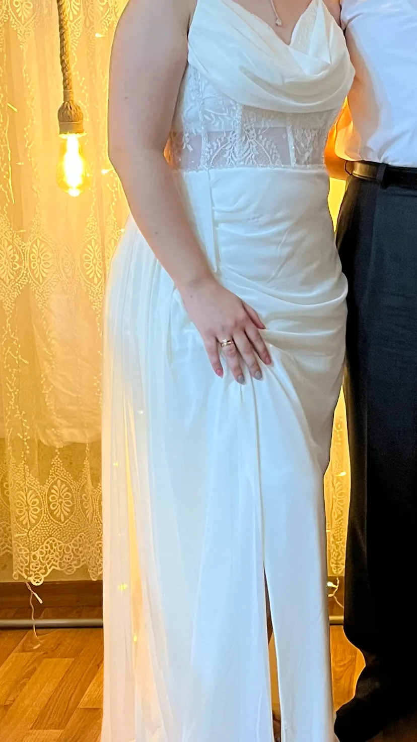 Beyaz nikah elbisesi 