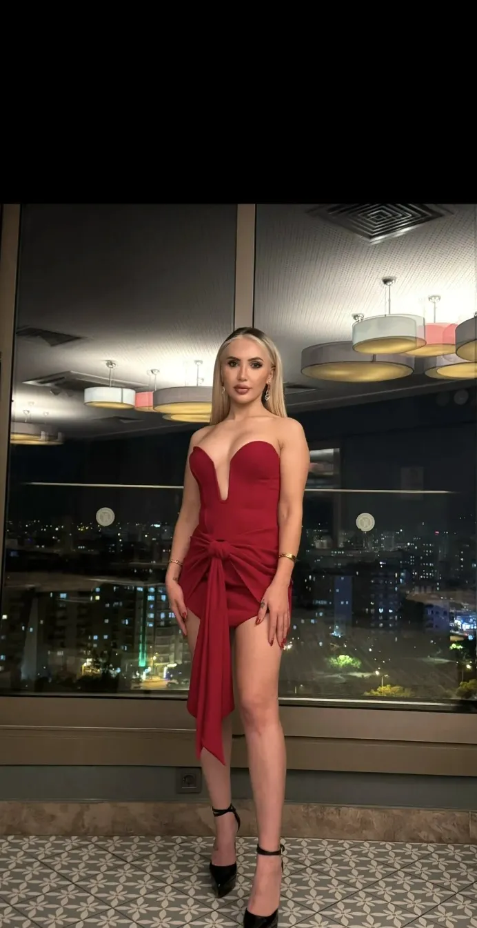 Zeynep Tosun Elbise